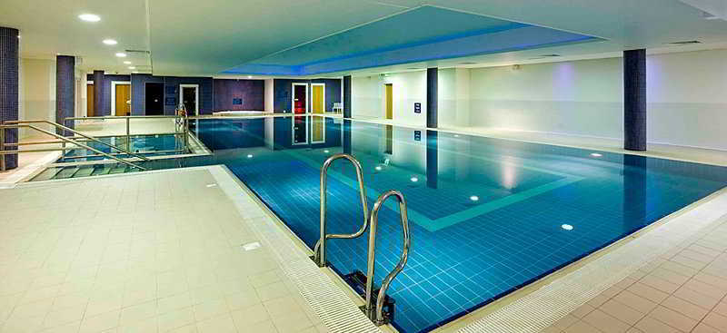 Maldron & Leisure Centre Hotel